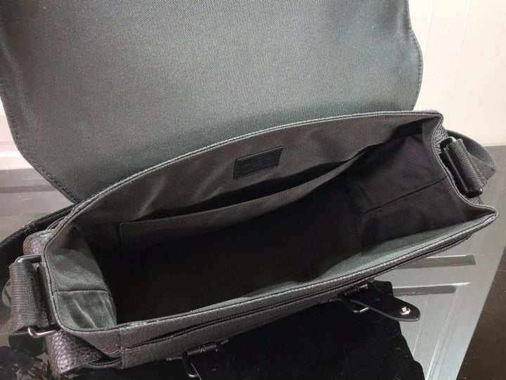 Louis Vuitton Christopher Messenger Bag