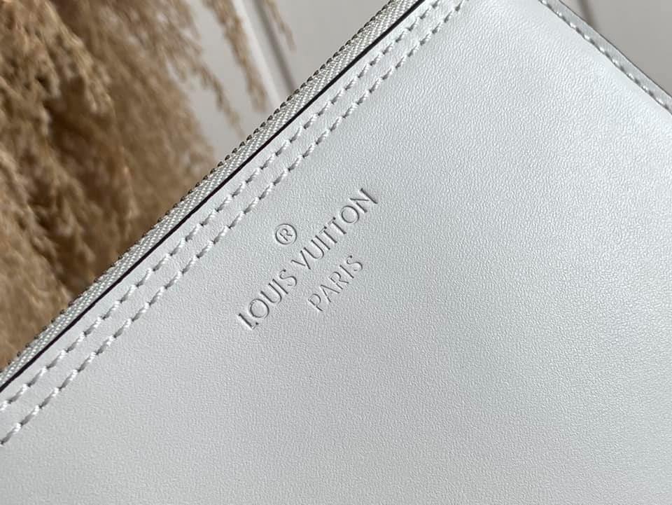 Louis Vuitton Hina PM Bag