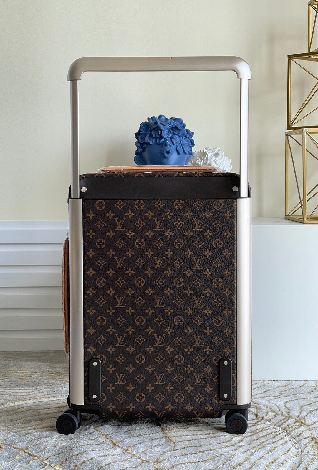 Louis Vuitton Horizon 50 Suitcase