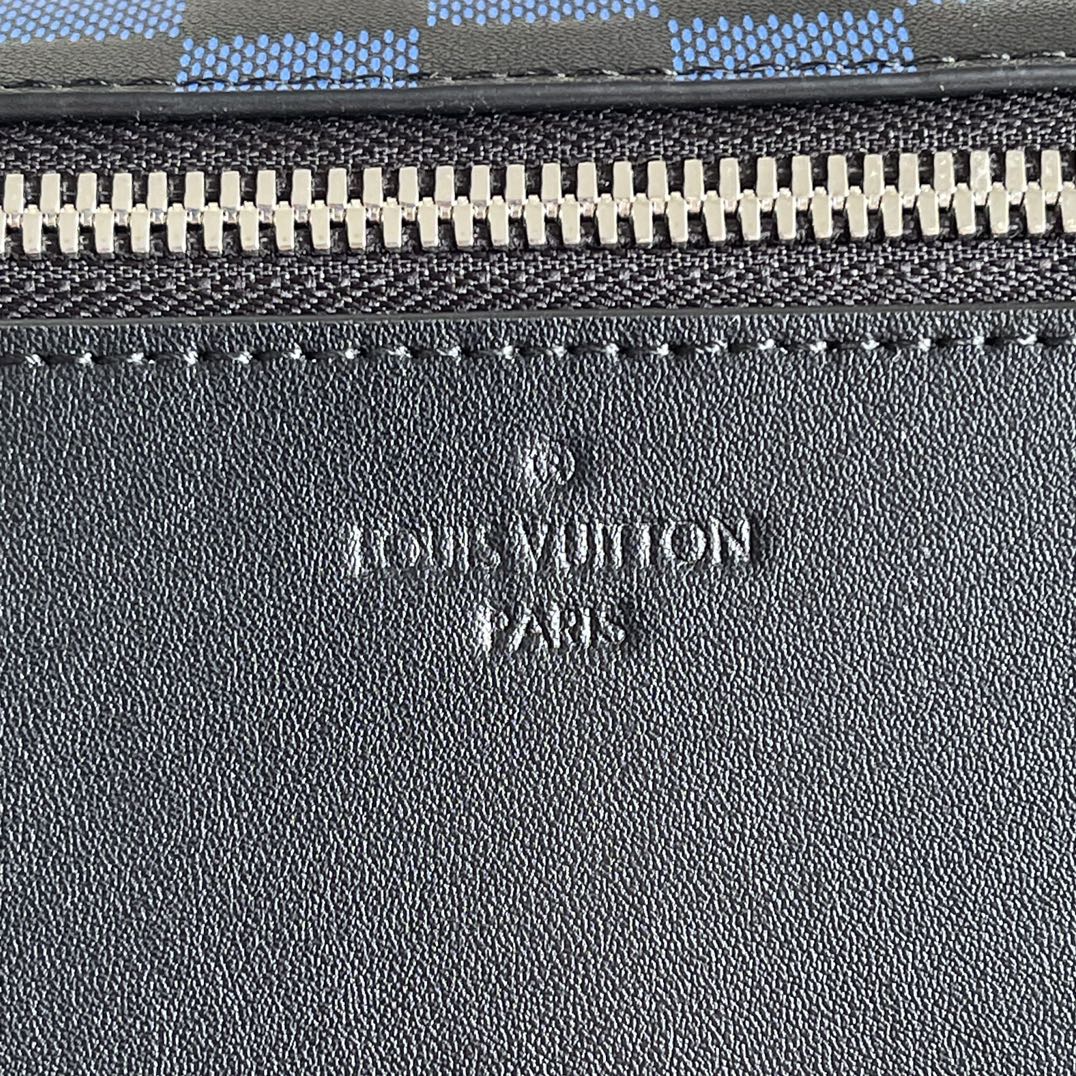 Louis Vuitton Campus Bumbag