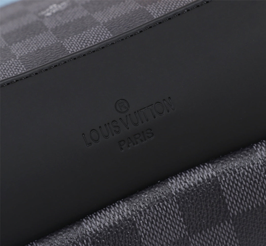 Louis Vuitton Avenue Sling Bag