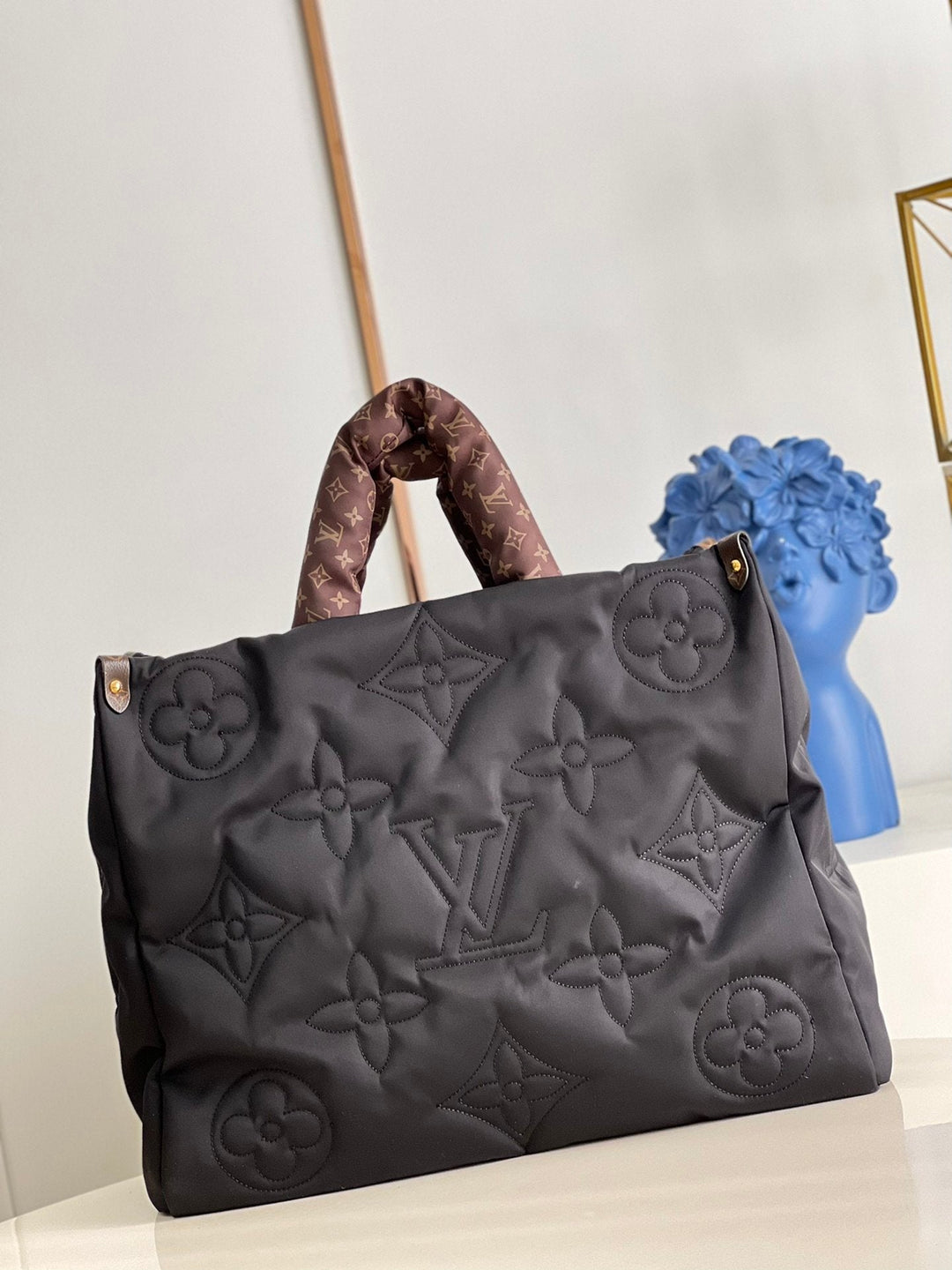 Louis Vuitton OnTheGo GM Bag