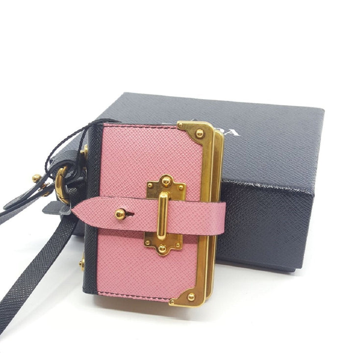 Prada Trick in Pelle Pink Black Gold-tone Hardware Keychain Journal Saffiano Leather 1TL058