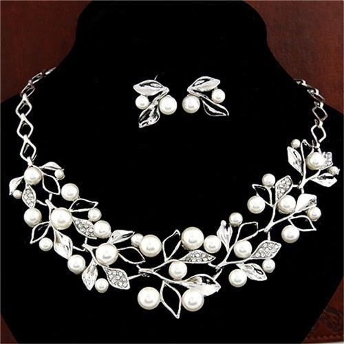 Fashion Pearl Jewelry Sets For Women African Beads Jewelry Set Gold Wedding Crystal Bridal Dubai Necklace Jewelery Costume