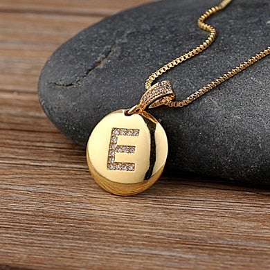 Top Quality Women Girls Initial Letter Necklace Gold 26 Letters Charm Necklaces Pendants Copper CZ Jewelry Personal Necklace