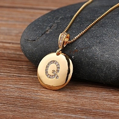 Top Quality Women Girls Initial Letter Necklace Gold 26 Letters Charm Necklaces Pendants Copper CZ Jewelry Personal Necklace