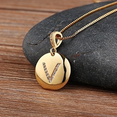 Top Quality Women Girls Initial Letter Necklace Gold 26 Letters Charm Necklaces Pendants Copper CZ Jewelry Personal Necklace