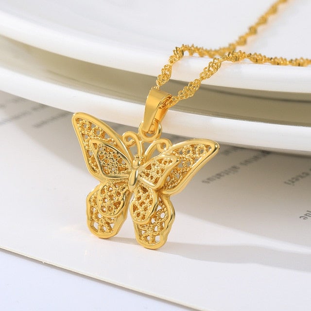 Gold Stainless Steel Stylish Butterfly Necklace Lovely Insect Animal Metal Necklace Chain Choker Woman Man Jewelry Mother's Day