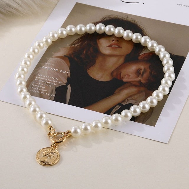DAXI Beaded Choker Pearl Necklace For Women Gold Chain Necklaces Pendant Collar Chokers Chains Bead Necklace Womens Jewelry 2020