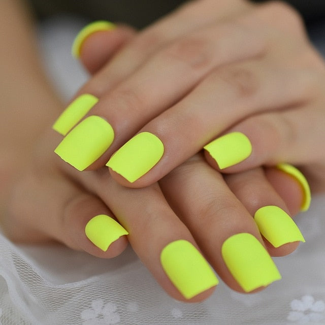 Summer Short Natural Nude White French Nail Tips False Fake Nails UV Gel Press on Ultra Easy Wear for Home Office Wear