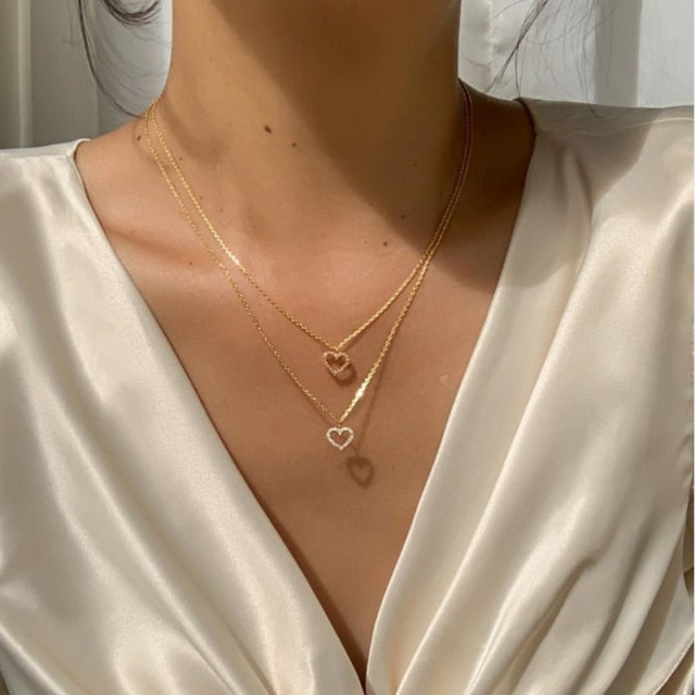 2021 Vintage Multilayer Acrylic Butterfly Choker Necklace Fashion Women Letter Golden Chain Layered Necklace Jewelry Party Gift