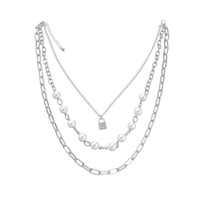 Antique Pearl Chain Necklace With Butterfly Pendant Charms Silvery Neck Jewelry For Women Party Gift Ideas