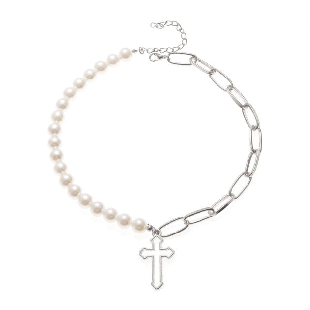 Antique Pearl Chain Necklace With Butterfly Pendant Charms Silvery Neck Jewelry For Women Party Gift Ideas