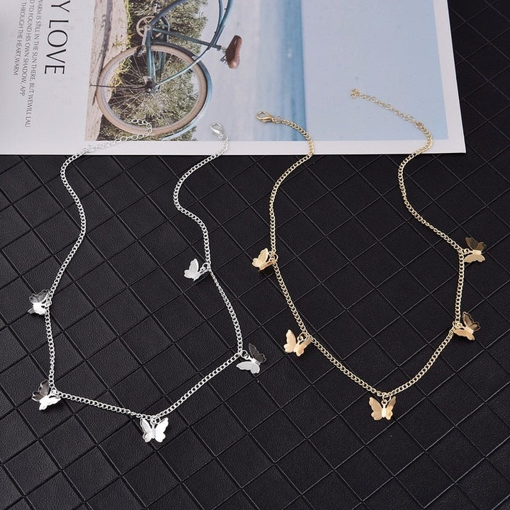 Sequined Butterfly Choker Necklace Love Romantic Chain Butterfly Necklace for Women Egirl Aesthetic Boho Fashion Jewelry Gift