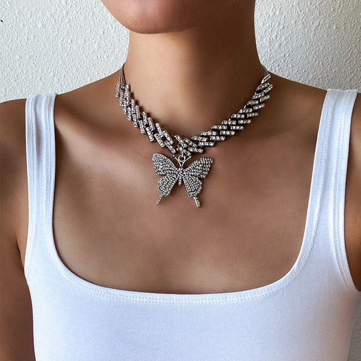 Trendy Butterfly Necklace For Women Iced Out Cuban Link Chain Girl Chocker Hip Hop Pendant Sexy Outfits Jewelry