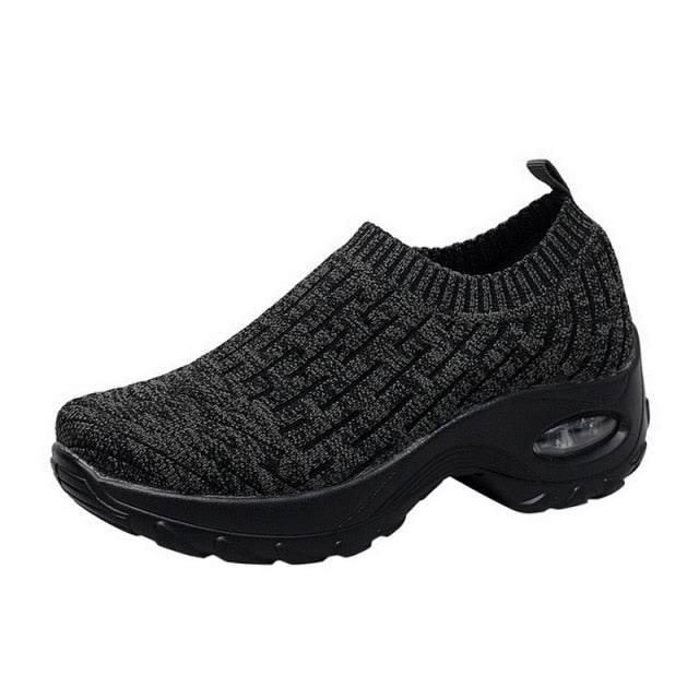 Running Sneakers Fashion Breathable Mesh Casual Shoes Platform Sneakers Men Platform Slip-On Sneakers Walking  zapatillas mujer