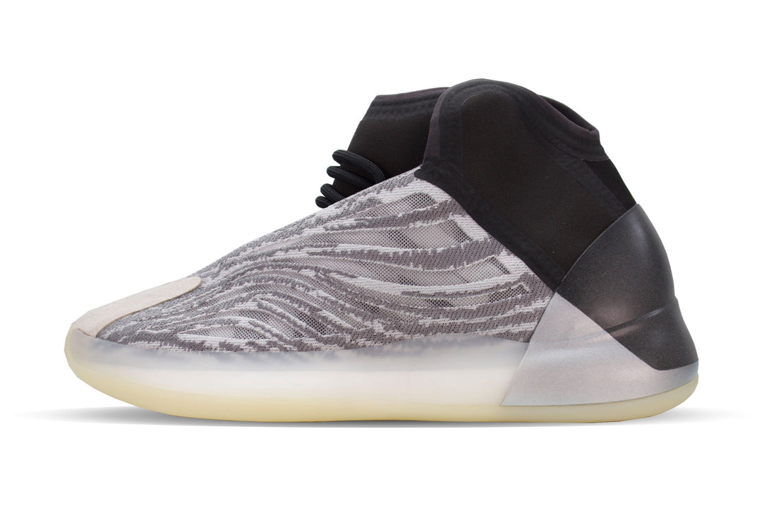 Adidas Yeezy QUANTUM (LIFESTYLE MODEL)