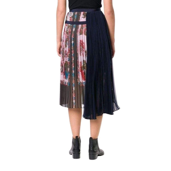 Souvenir Scarf Print Pleated Skirt