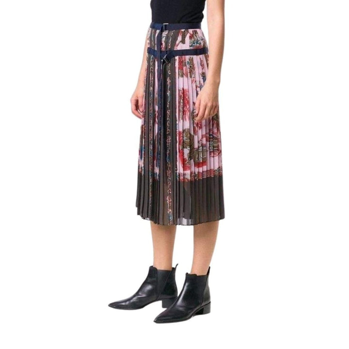 Souvenir Scarf Print Pleated Skirt