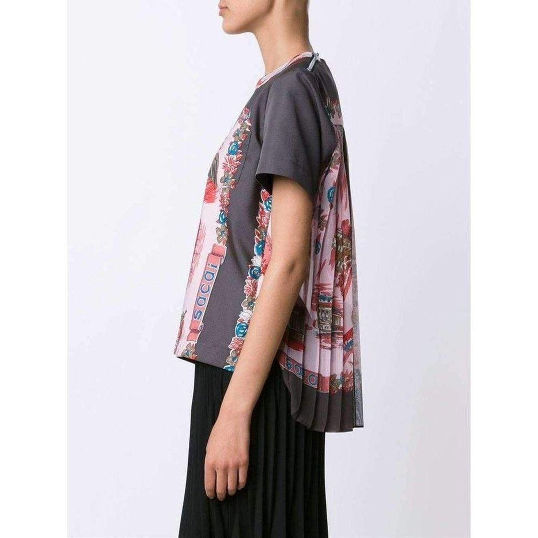 Souvenir Scarf Print T-Shirt