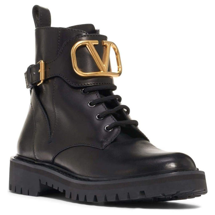 V Logo 50 Black Leather Boots